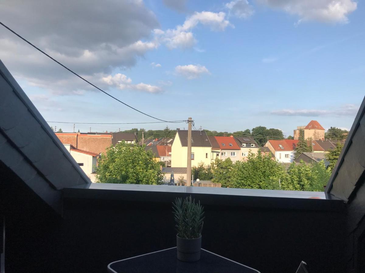 Apartment Mit Dachloggia Saarlouis Eksteriør bilde